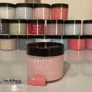 O.P.I Powder Perfection “Tagus in that Selfie!”
